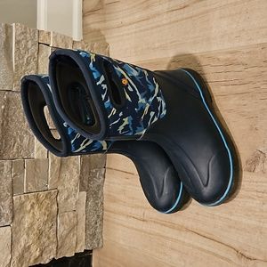 Boys Blue BOGS Winter Insulated Snow Boots Size 4